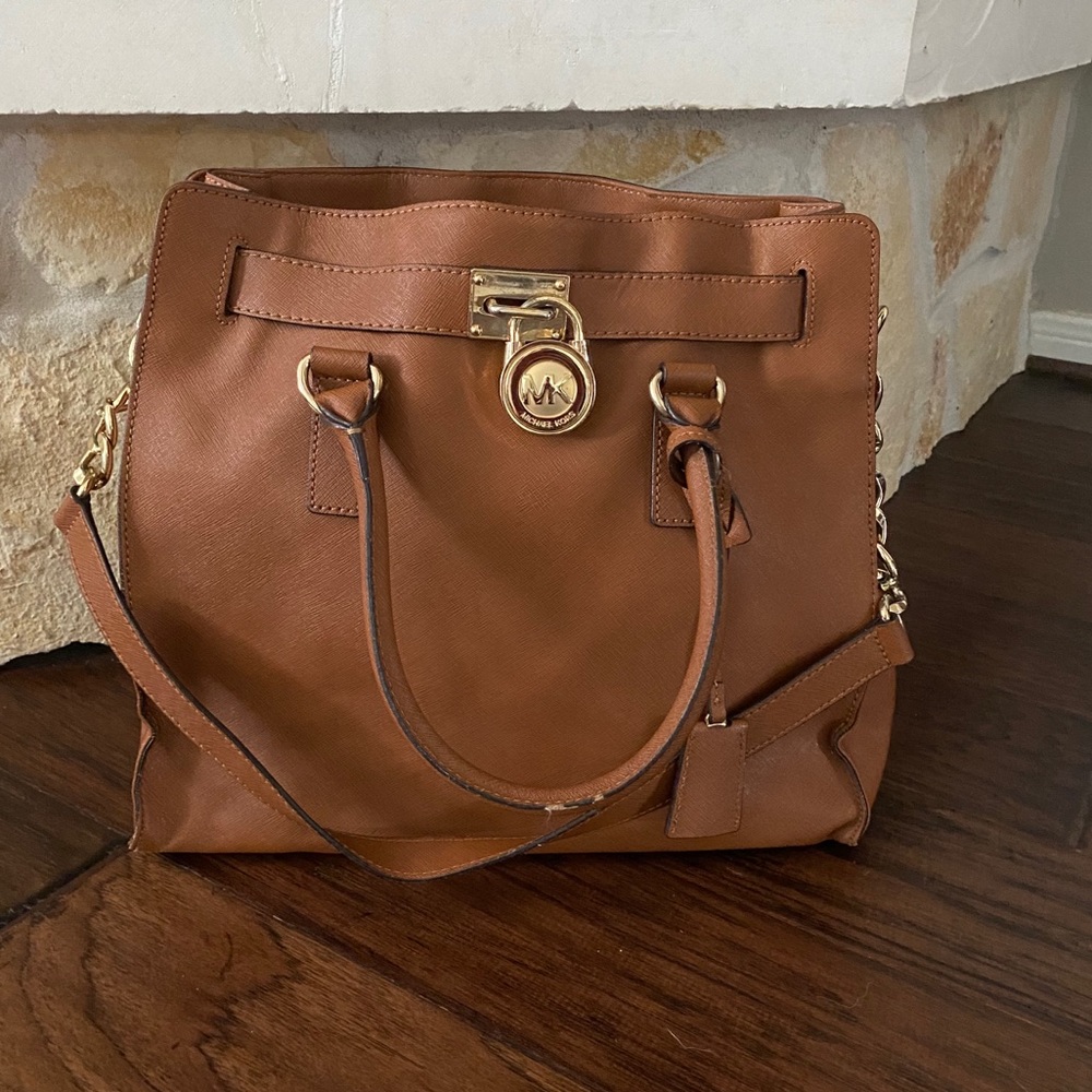 MK leather purse